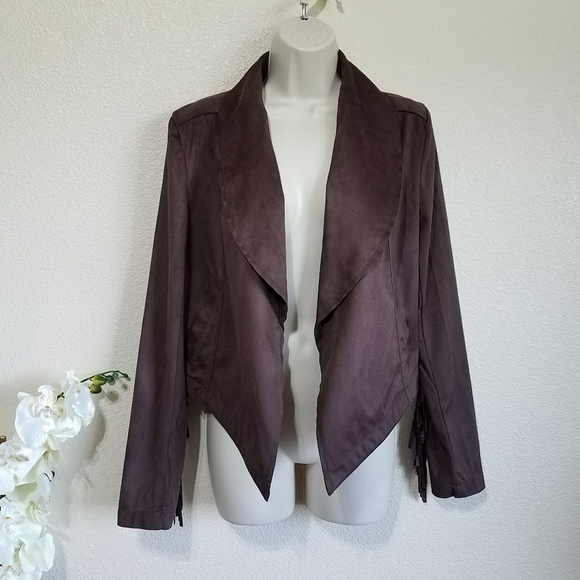 Shyanne Women's Fringe Faux Suede Cropped Jacket - Picture 1 of 9